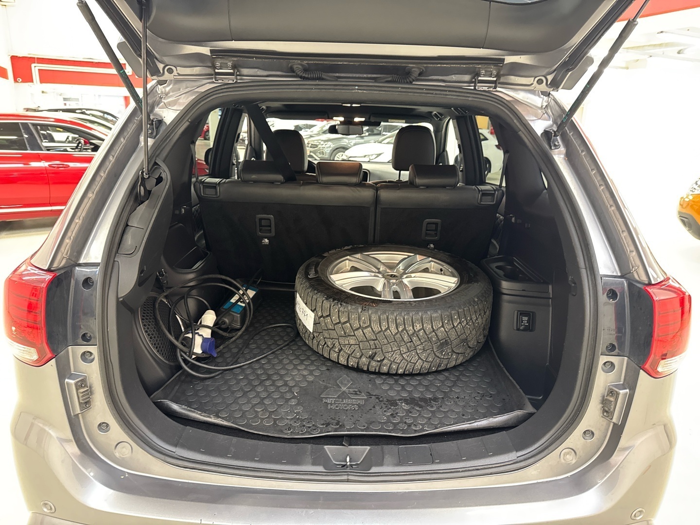 MITSUBISHI Outlander PHEV 2018