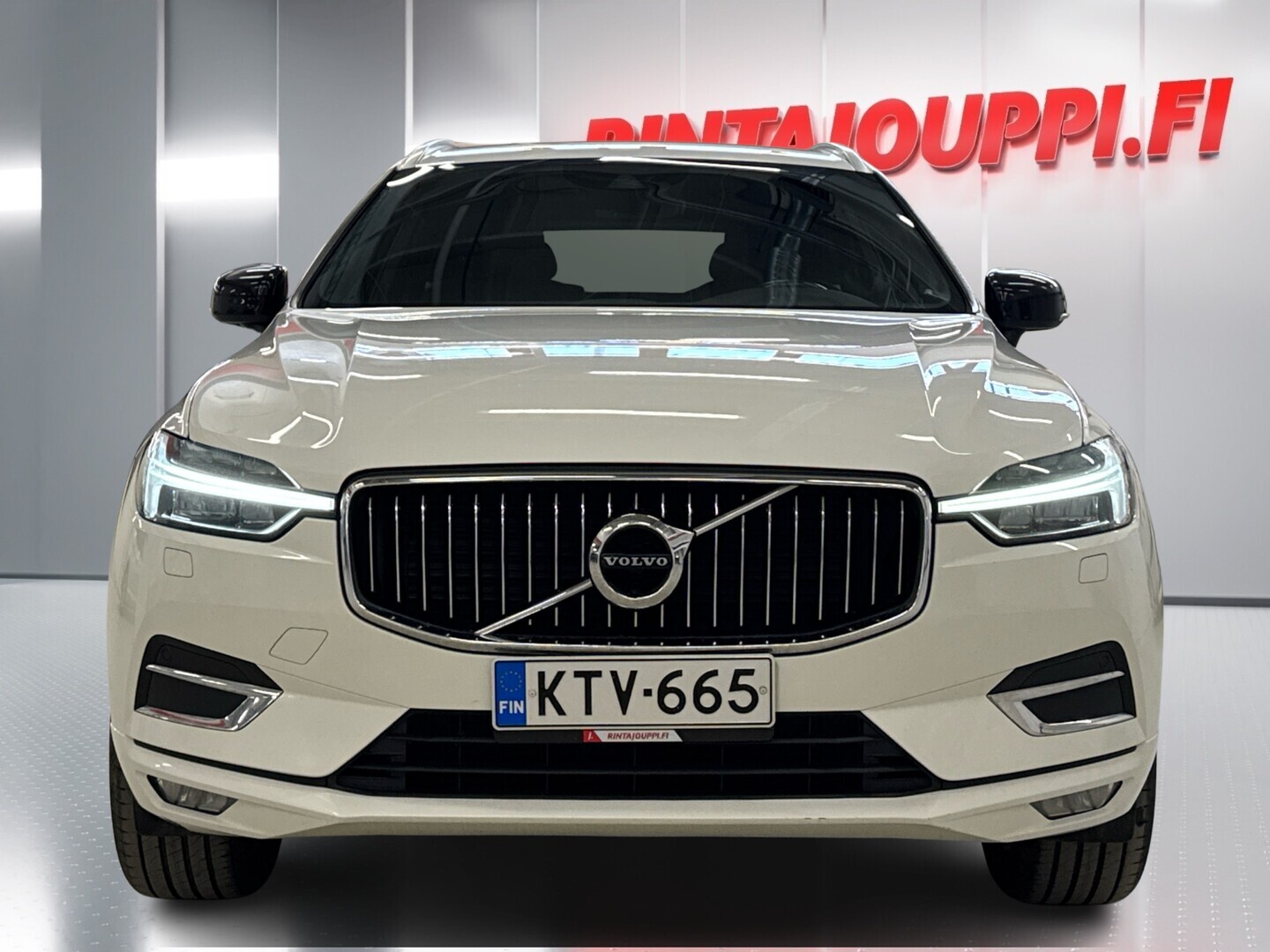 VOLVO XC60 2018