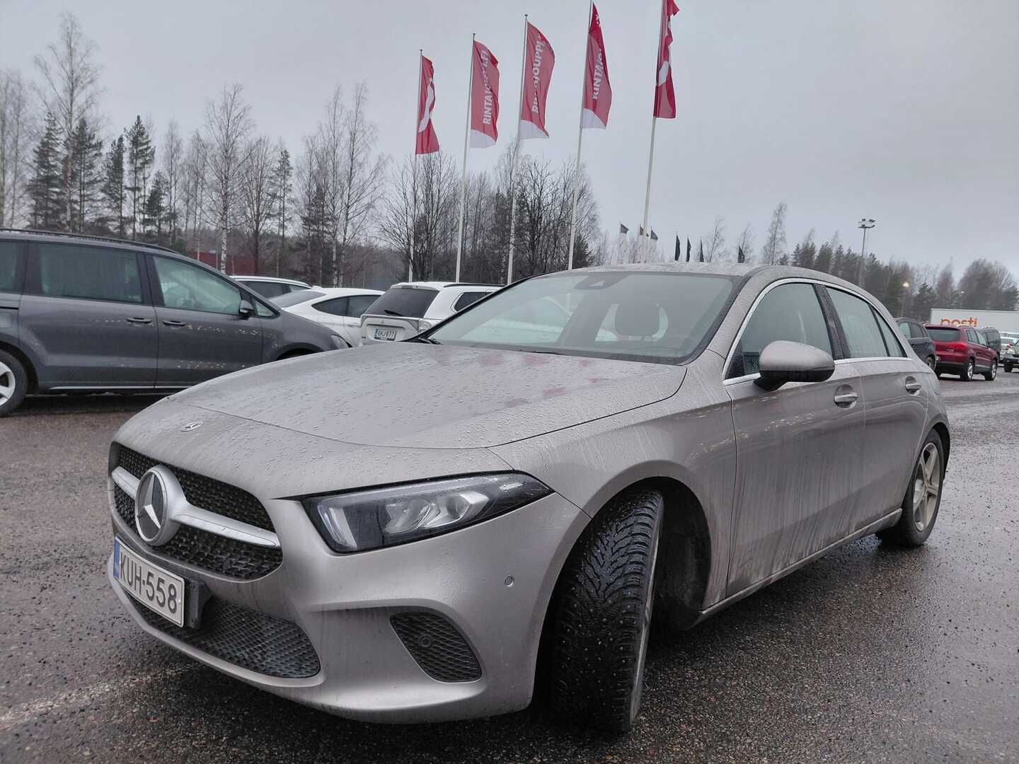 MERCEDES-BENZ A 2021