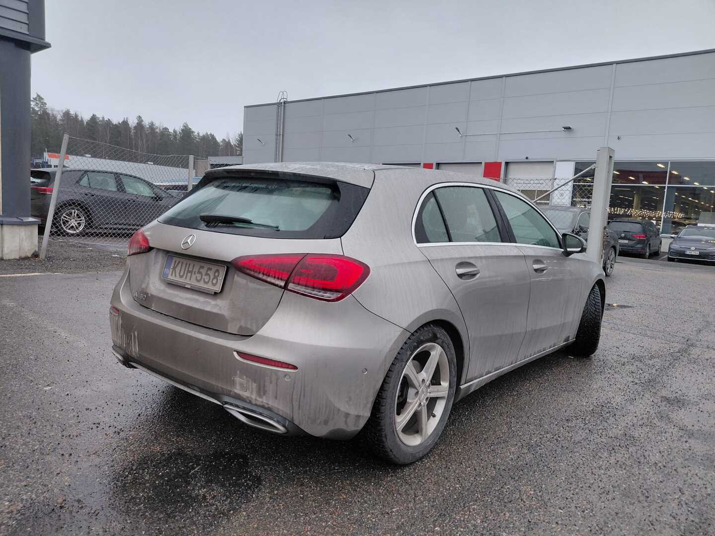 MERCEDES-BENZ A 2021