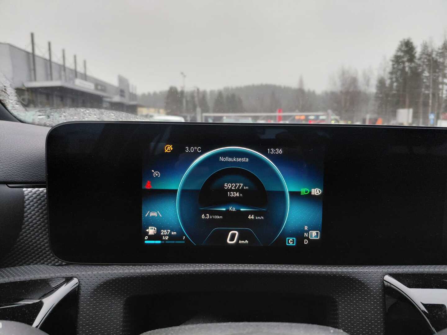 MERCEDES-BENZ A 2021