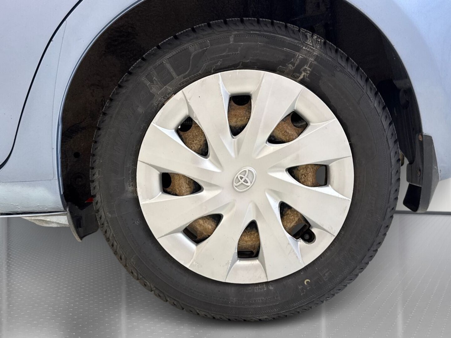 TOYOTA Yaris 2012