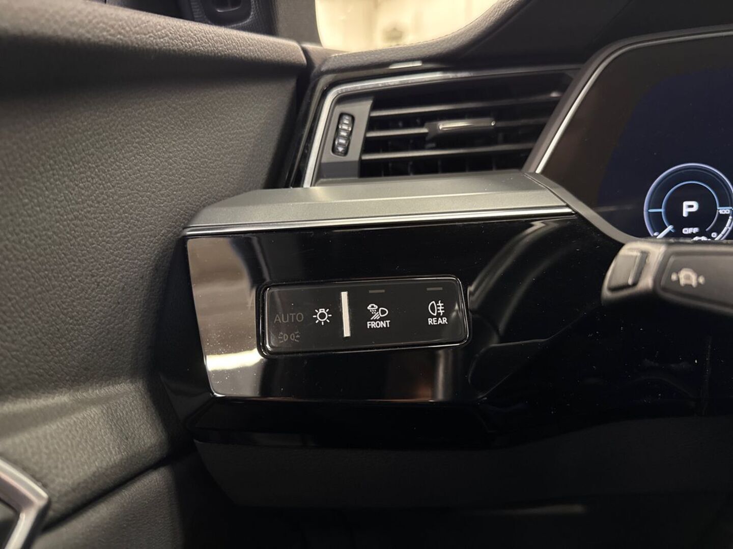 AUDI e-tron 2020