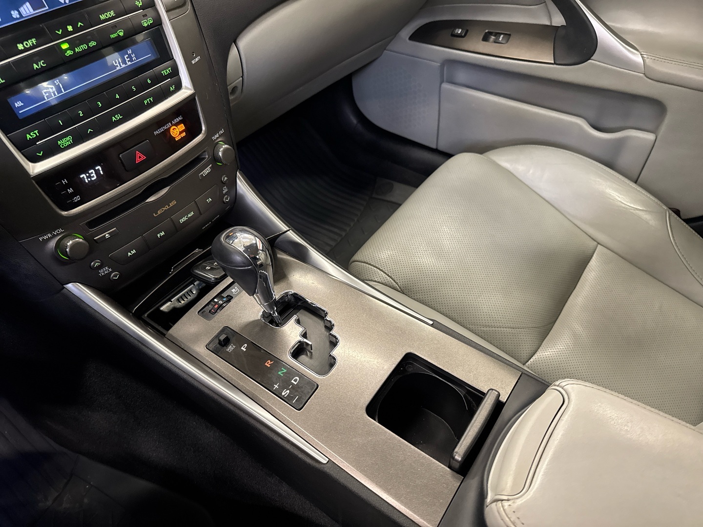 LEXUS IS 2008