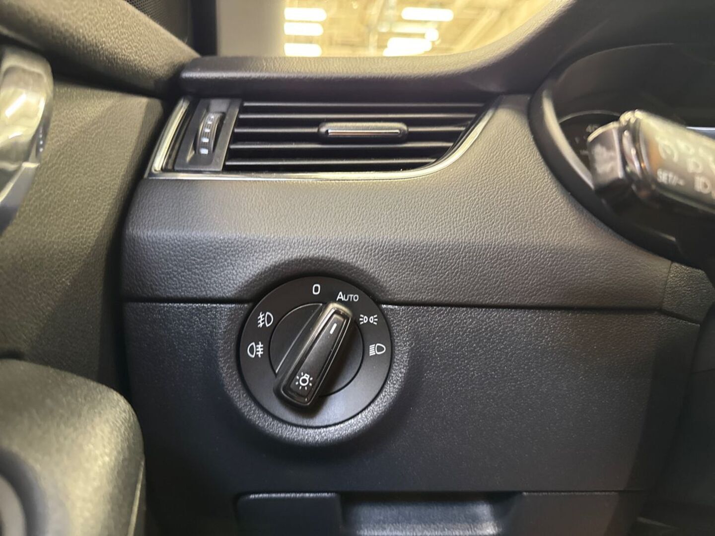 SKODA Octavia 2014