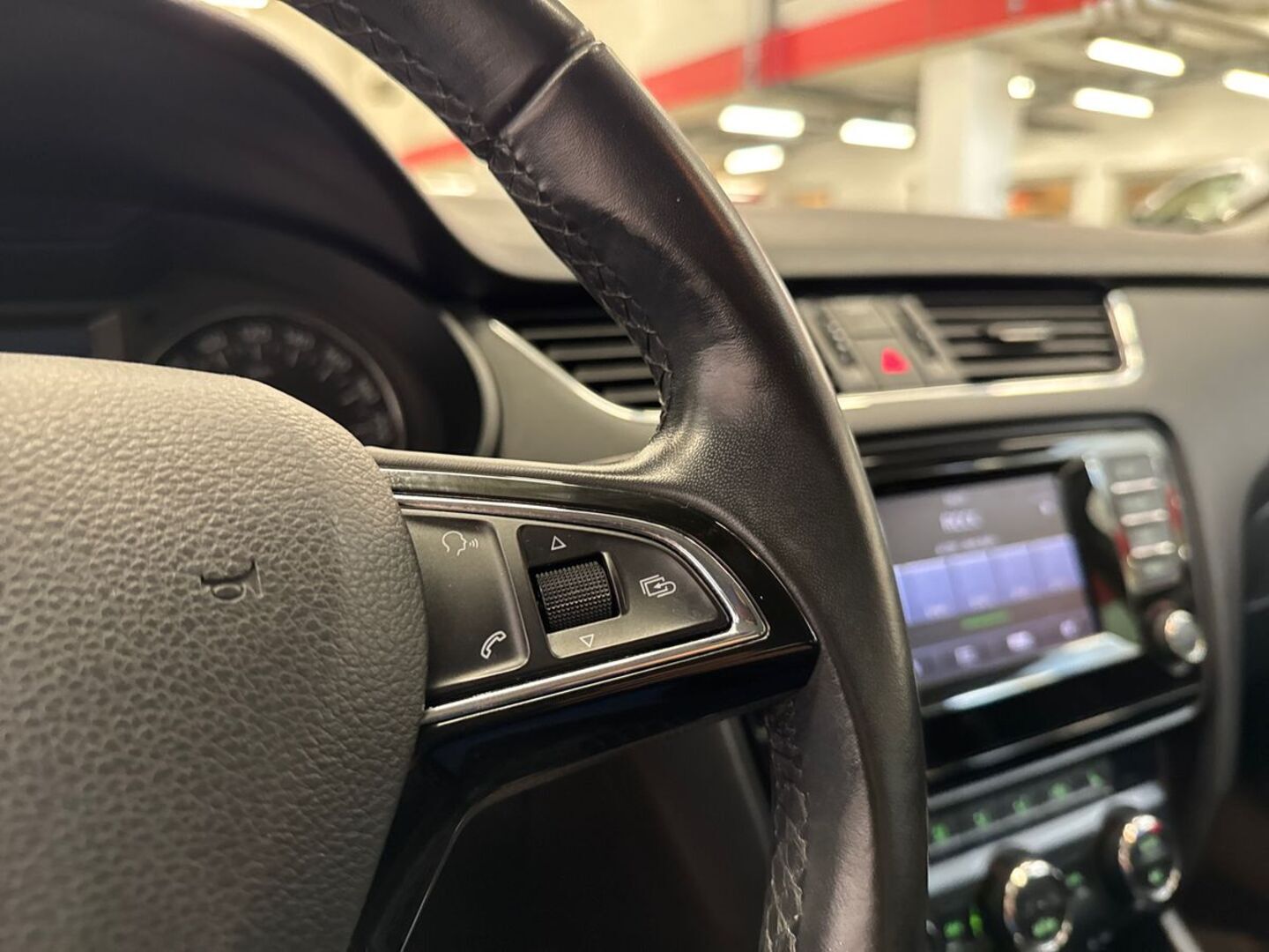 SKODA Octavia 2014