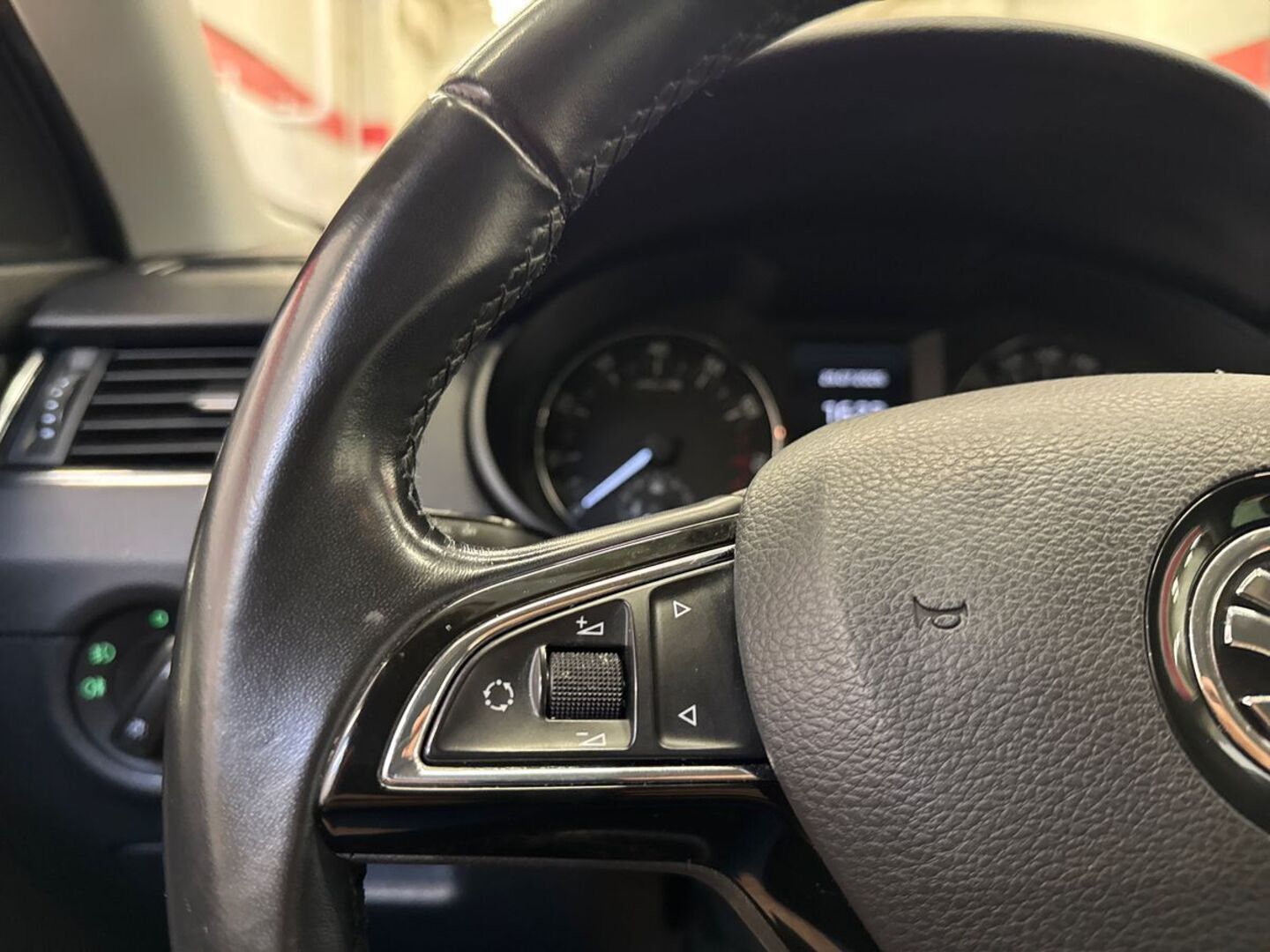 SKODA Octavia 2014