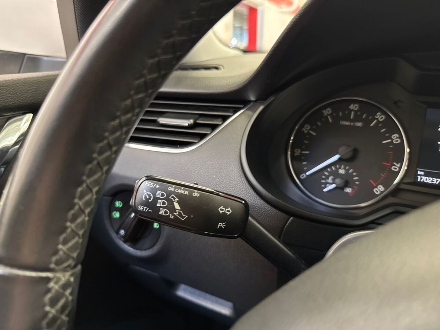 SKODA Octavia 2014