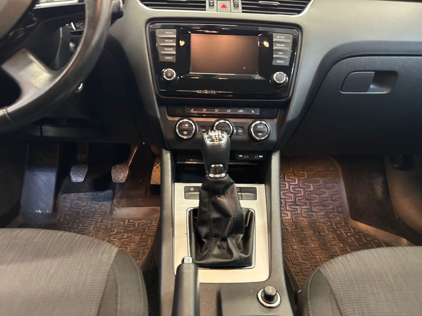 SKODA Octavia 2014