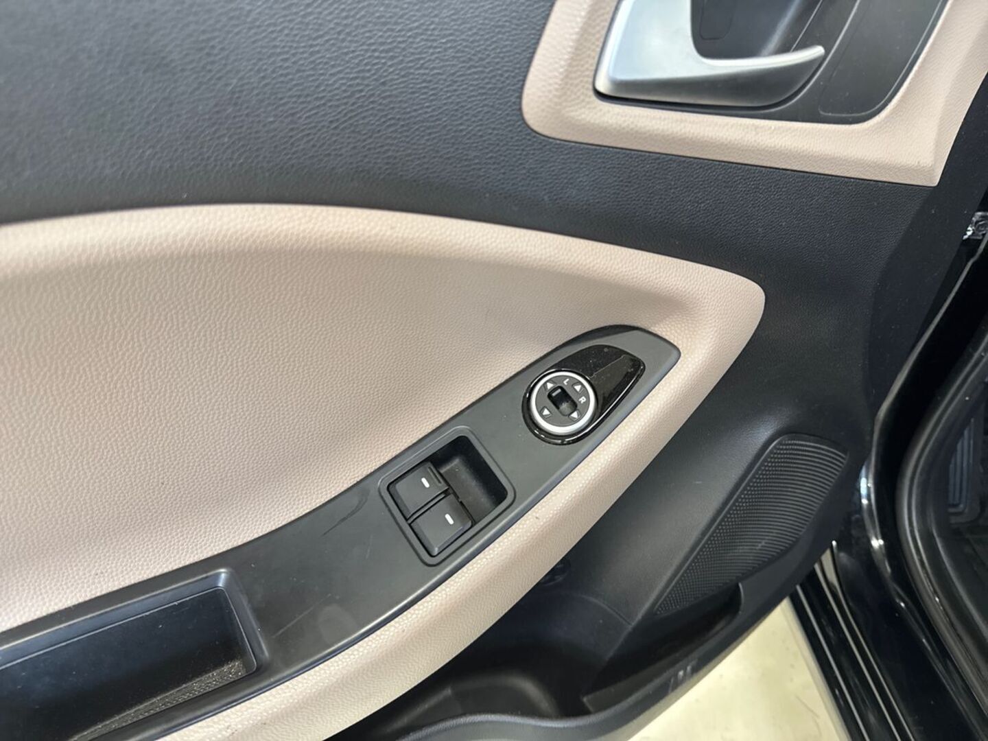HYUNDAI i20 5d 2016