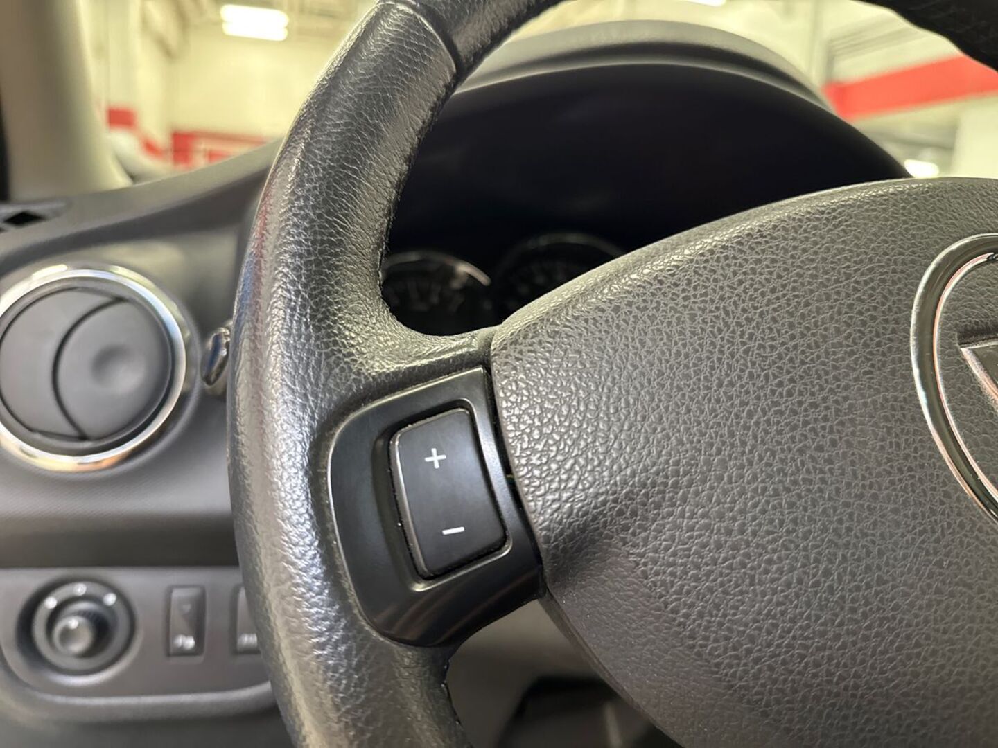 DACIA Sandero 2016