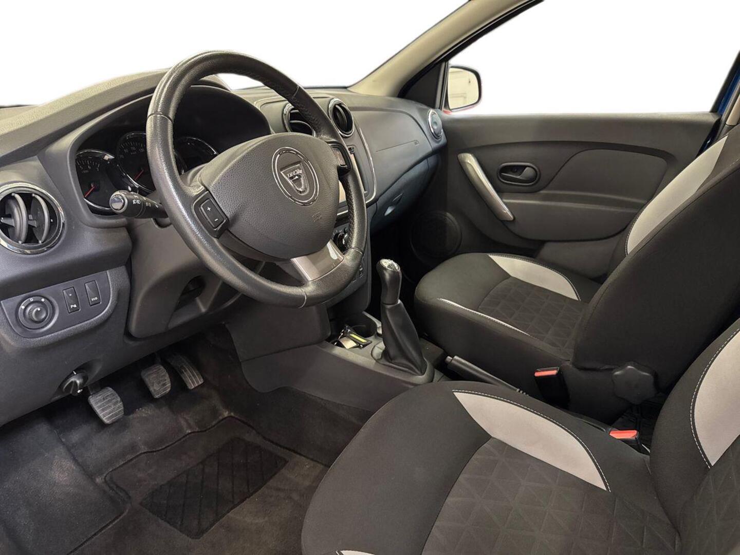DACIA Sandero 2016