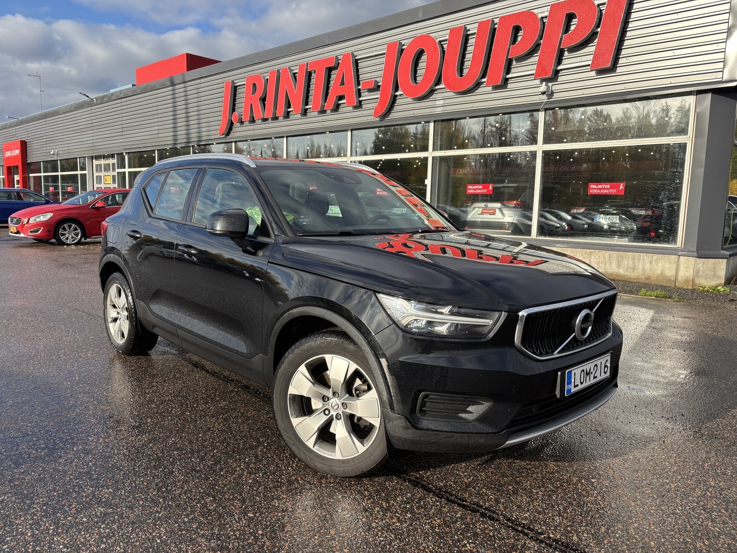 VOLVO XC40 1