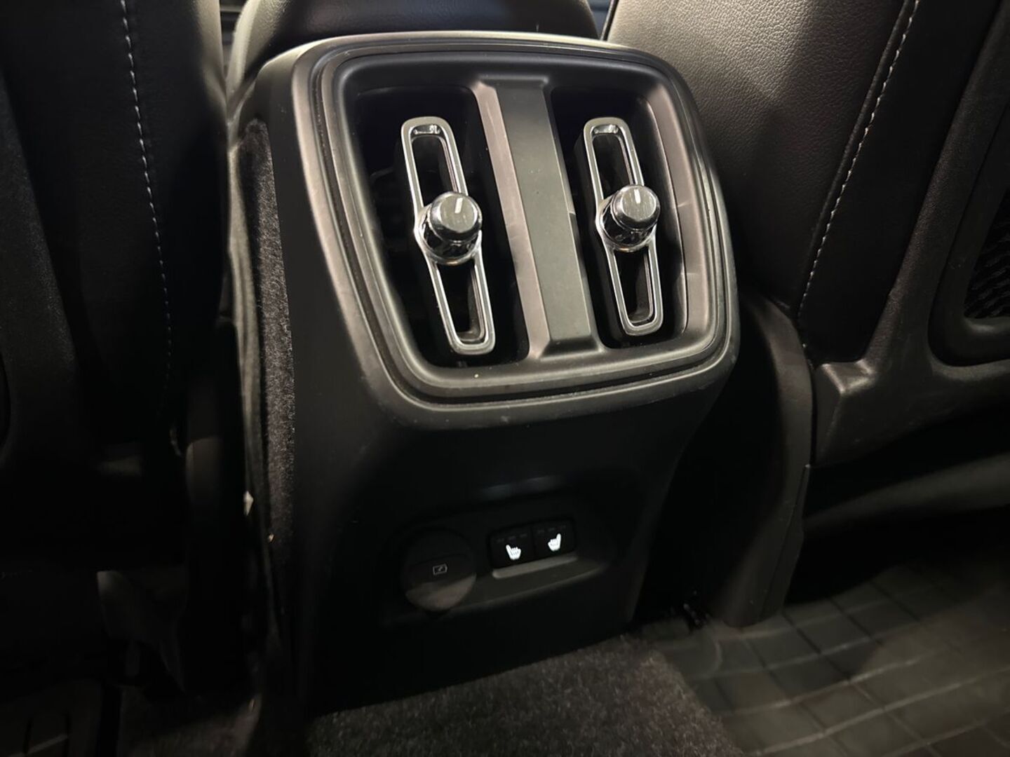 VOLVO XC40 2018