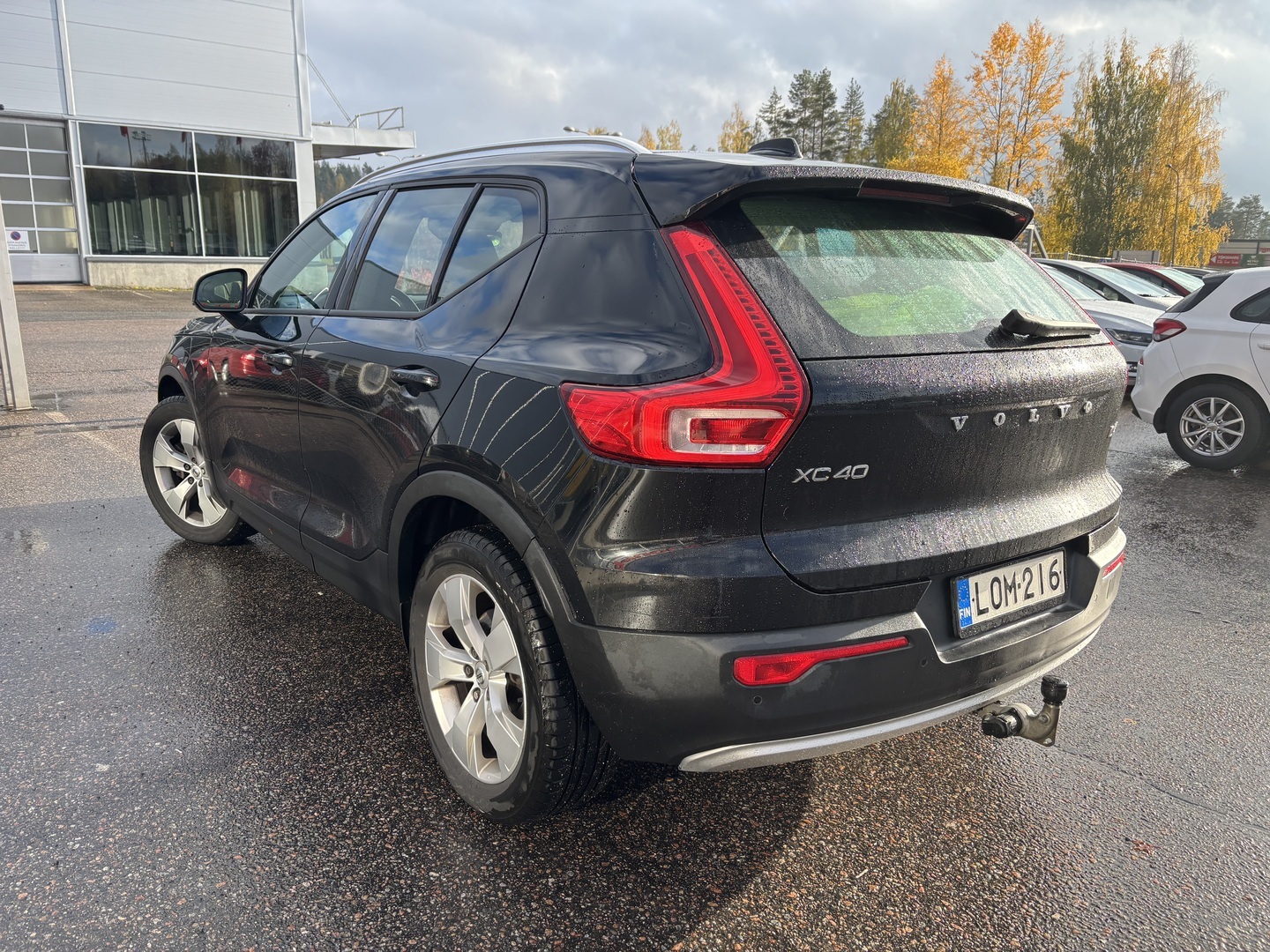 VOLVO XC40 4