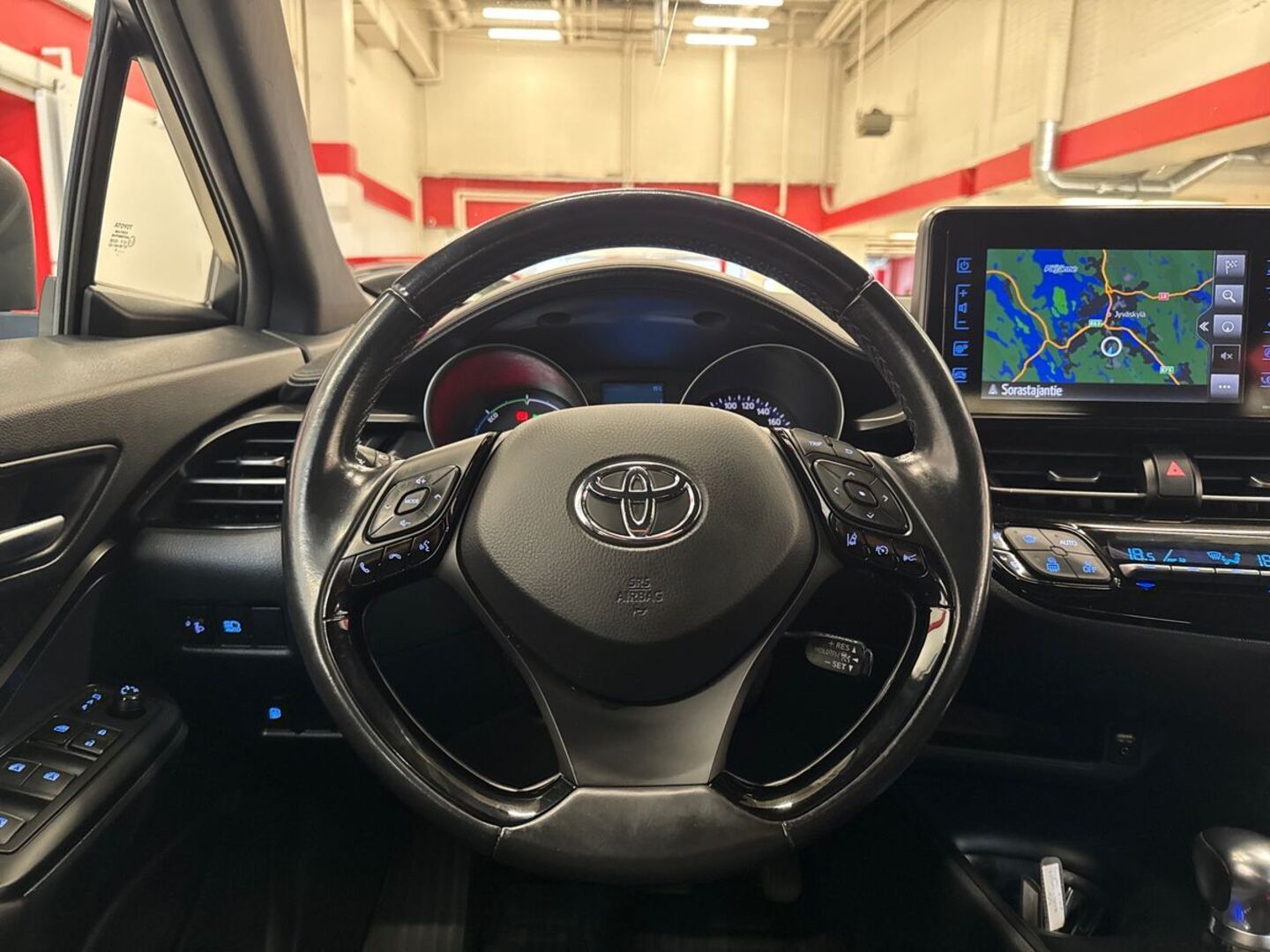 TOYOTA C-HR 2018