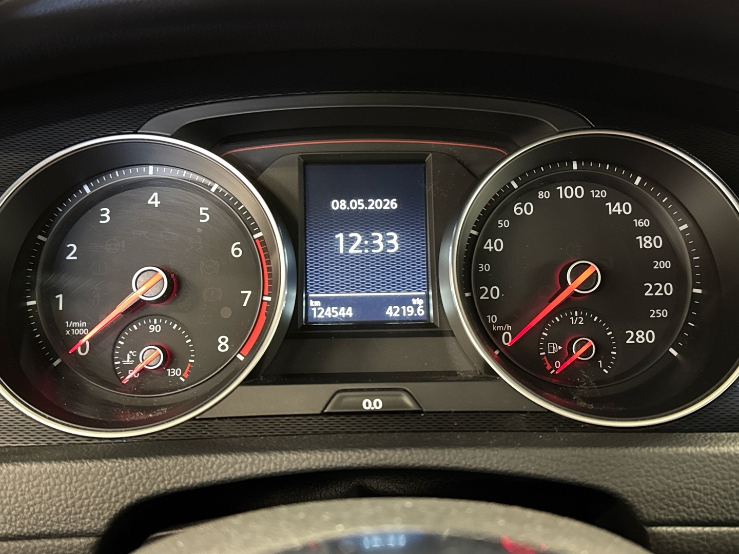 VOLKSWAGEN Golf 2014