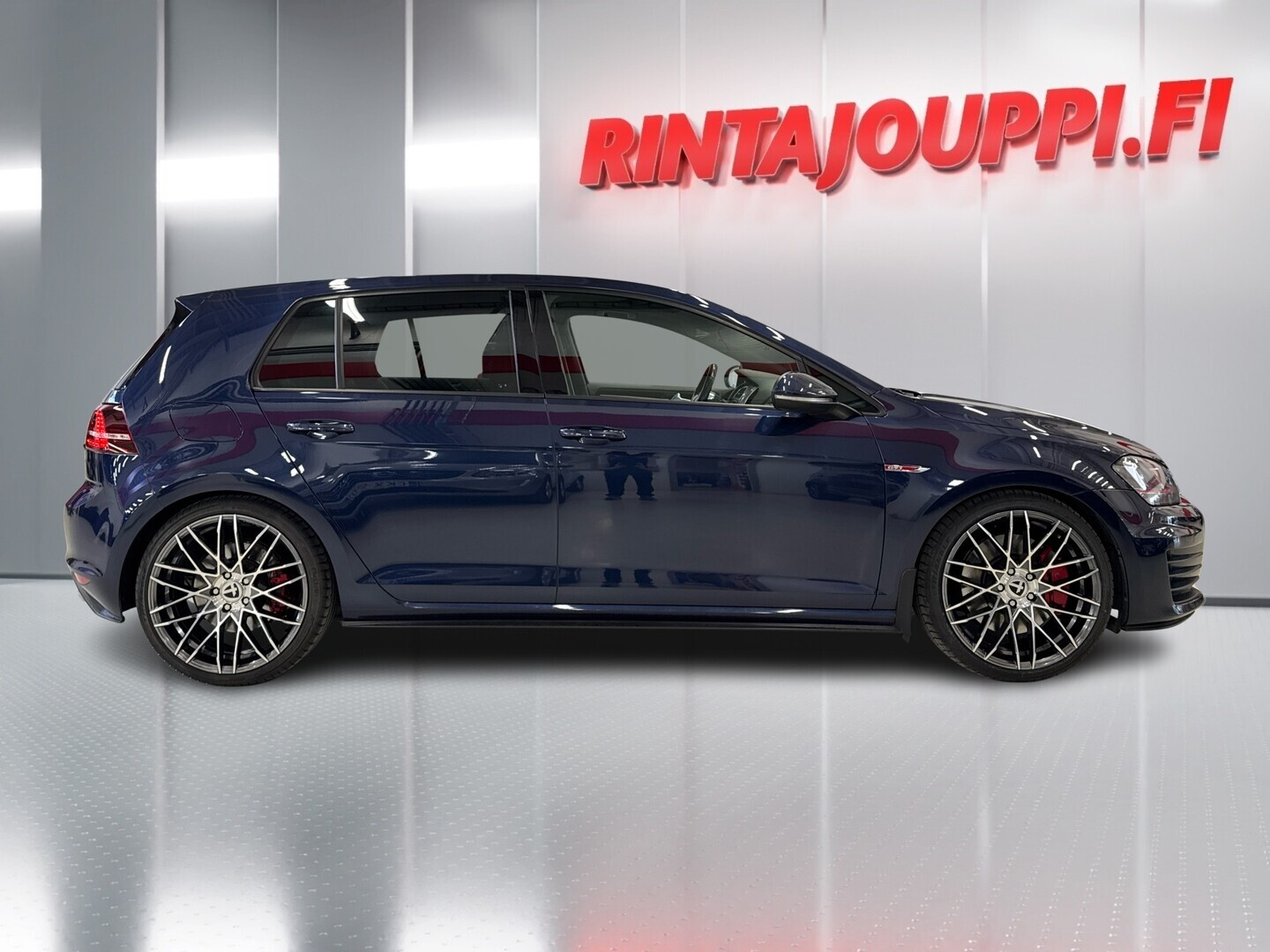 VOLKSWAGEN Golf 2014