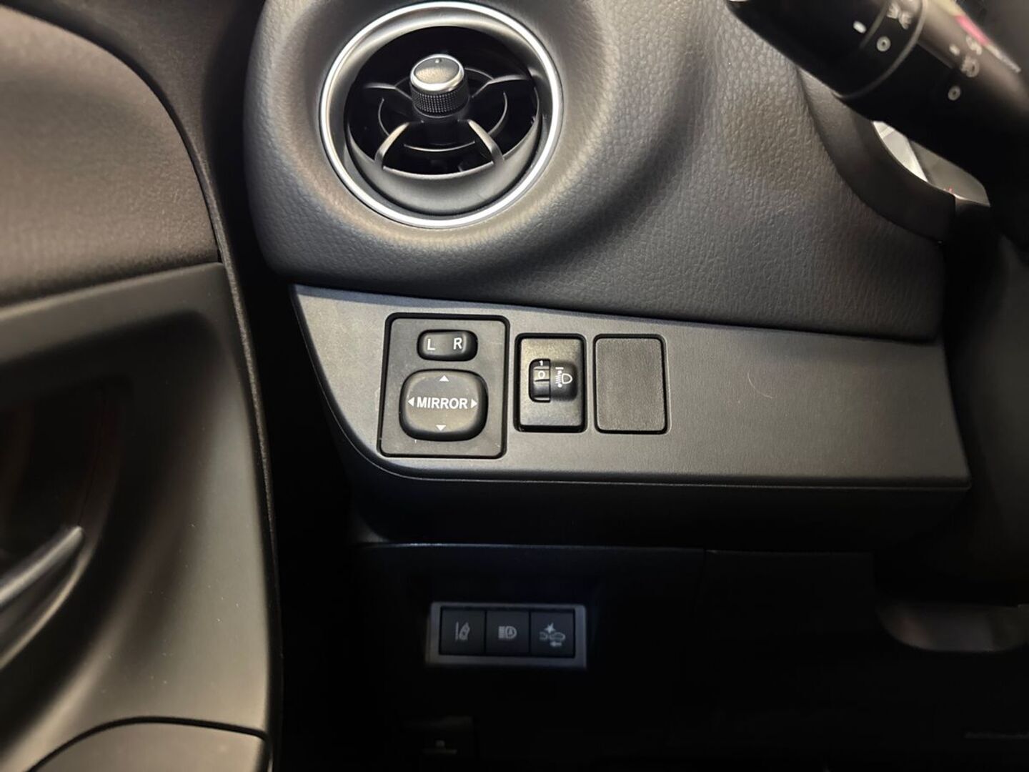 TOYOTA Yaris 2020