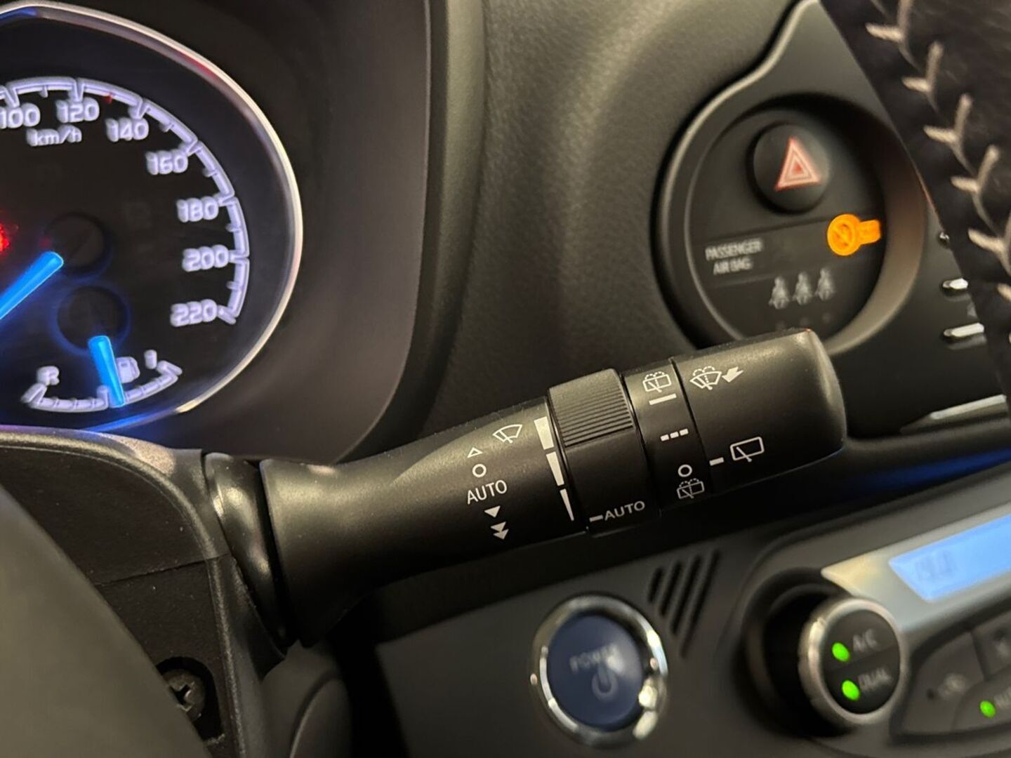 TOYOTA Yaris 2020