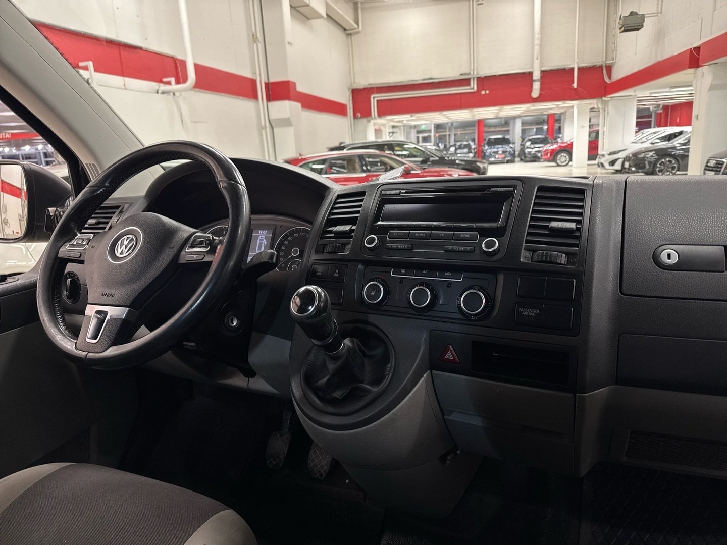 VOLKSWAGEN Transporter 2014