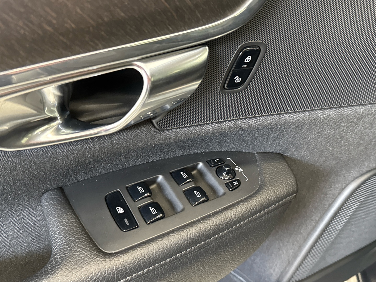 VOLVO V90 Cross Country 2018
