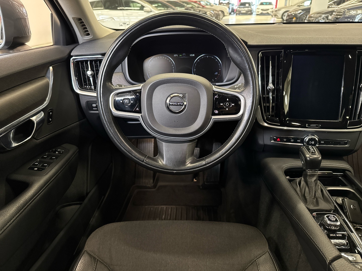 VOLVO V90 Cross Country 2018