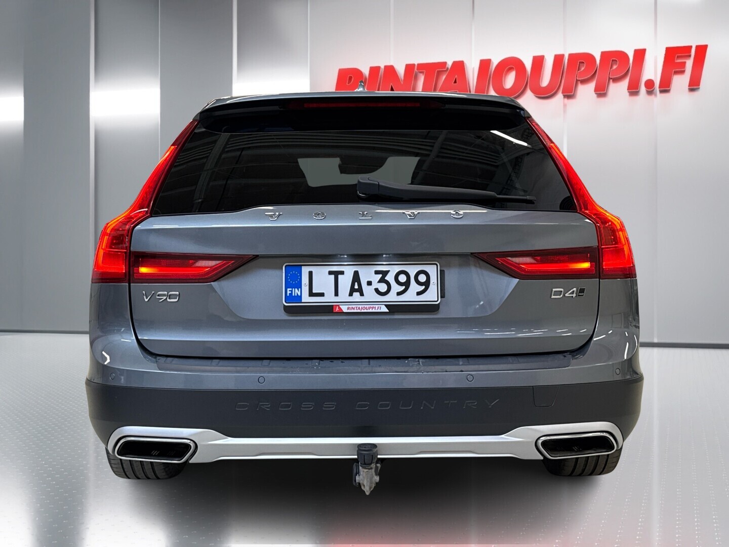 VOLVO V90 Cross Country 2018