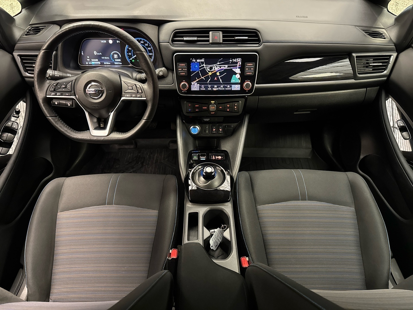 NISSAN Leaf 2021