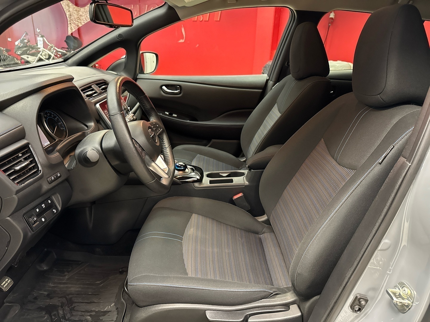 NISSAN Leaf 2021