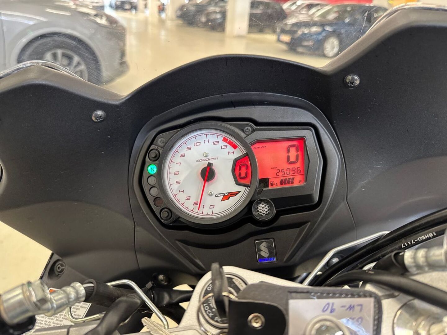SUZUKI GSX 2009