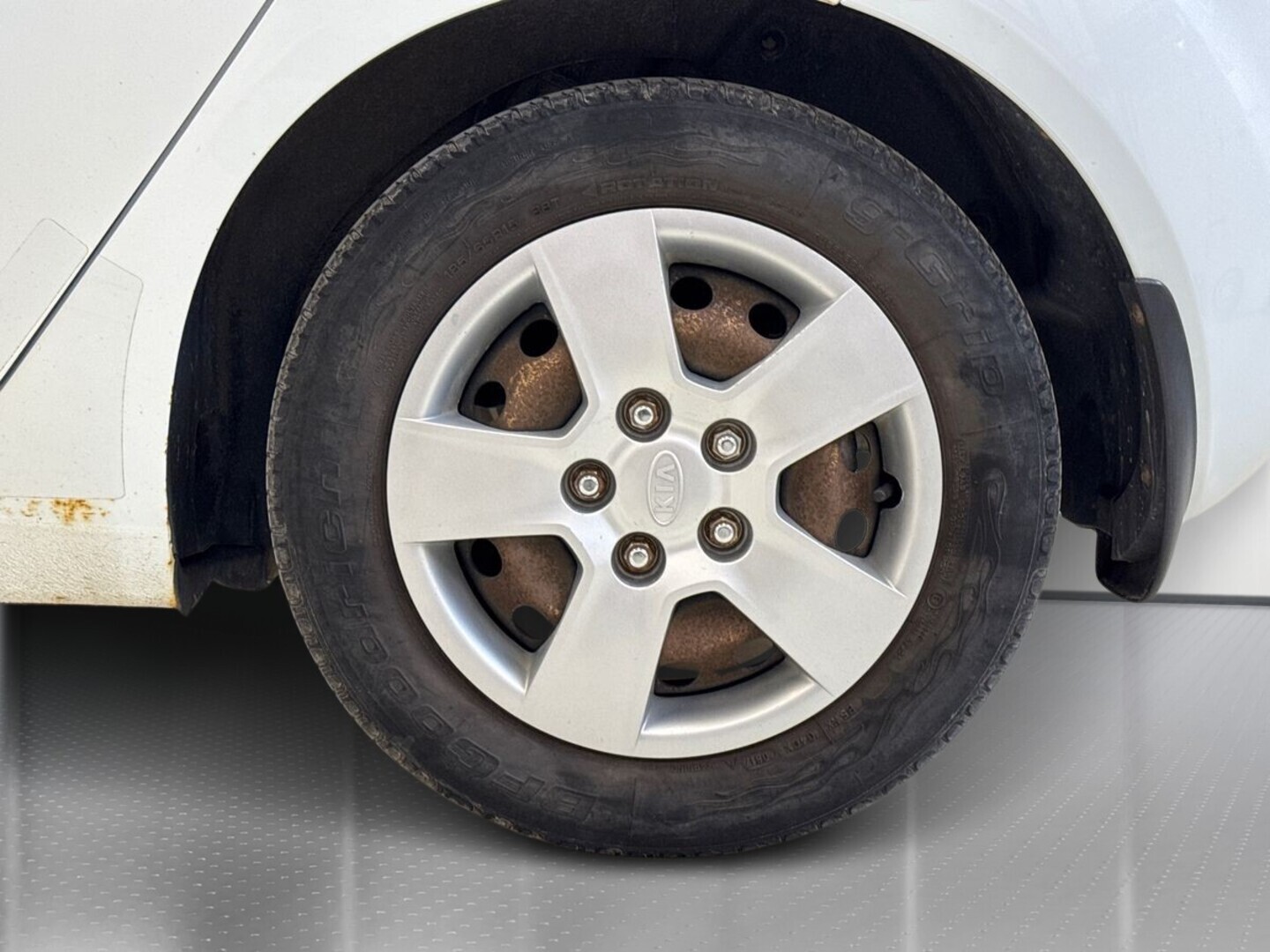 KIA Venga 13