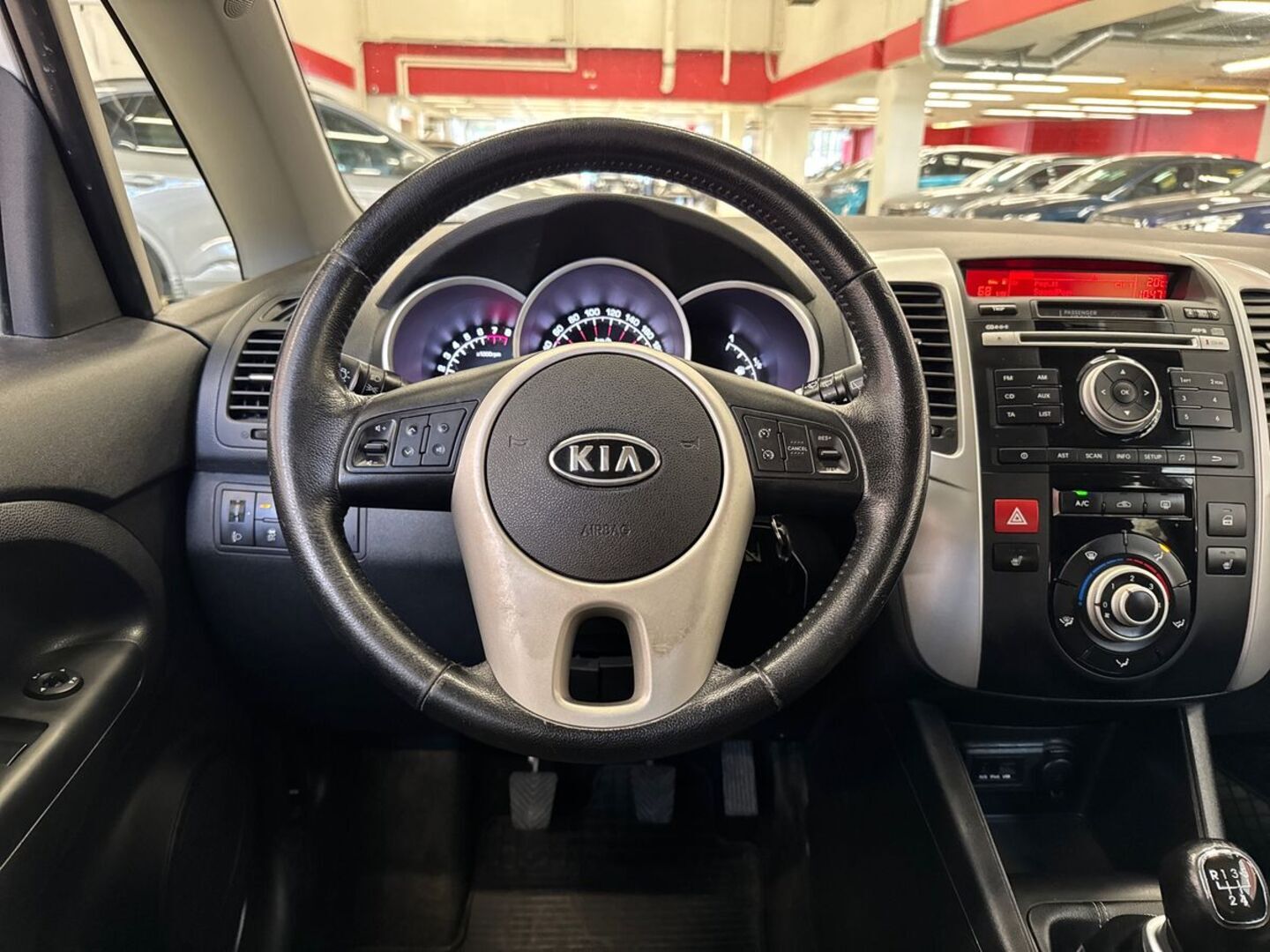 KIA Venga 19
