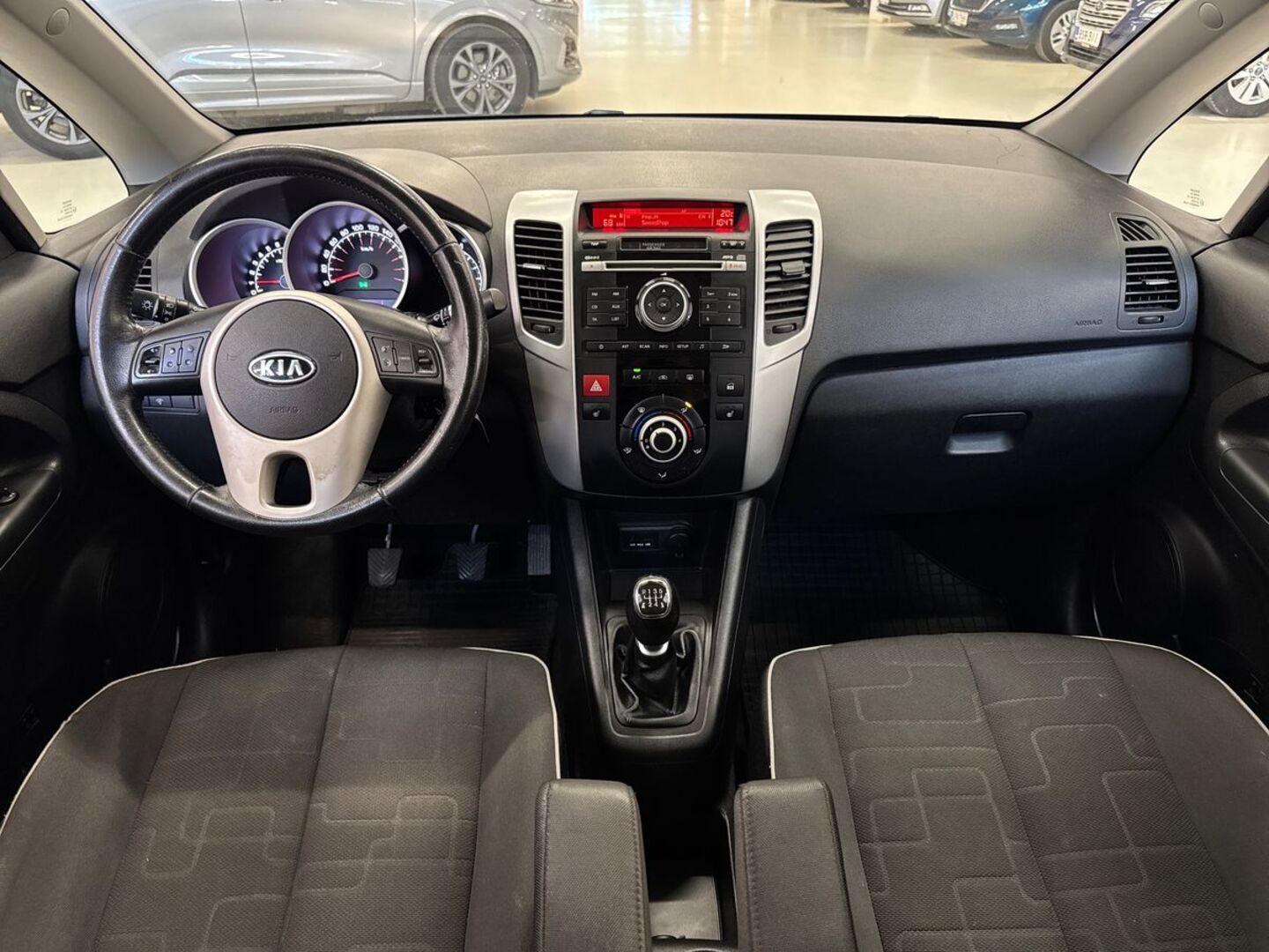 KIA Venga 28
