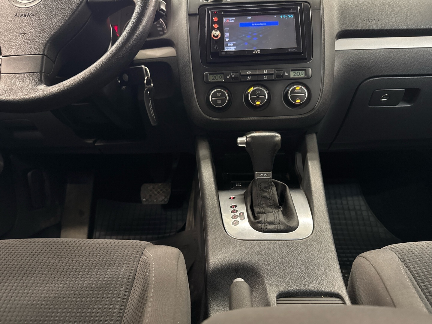 VOLKSWAGEN Jetta 2007