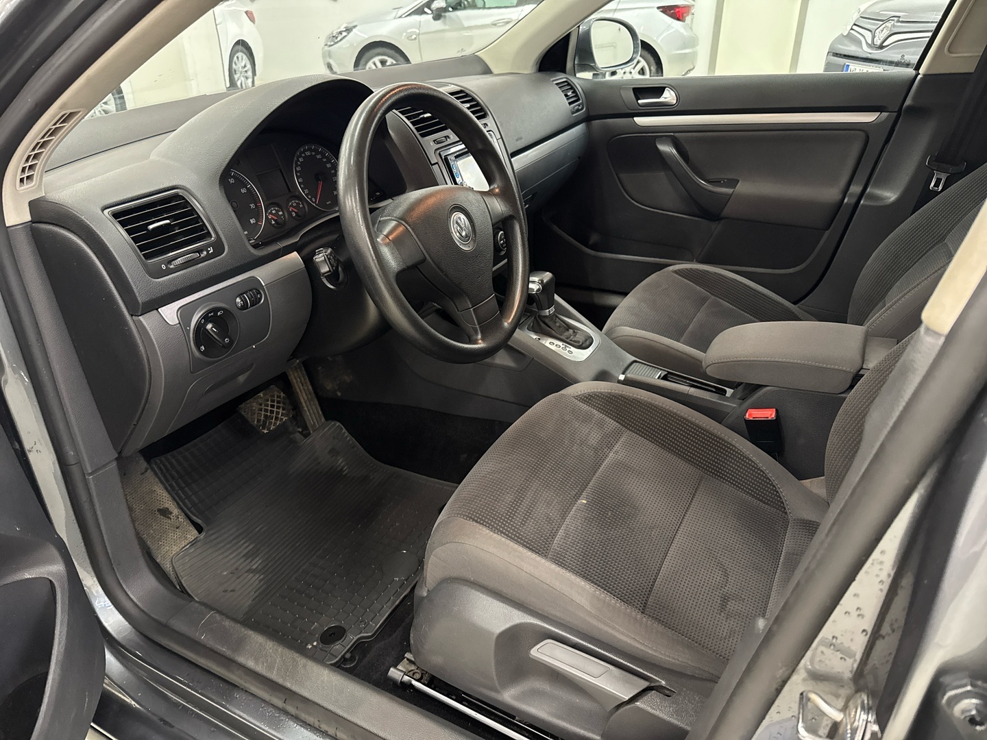 VOLKSWAGEN Jetta 2007