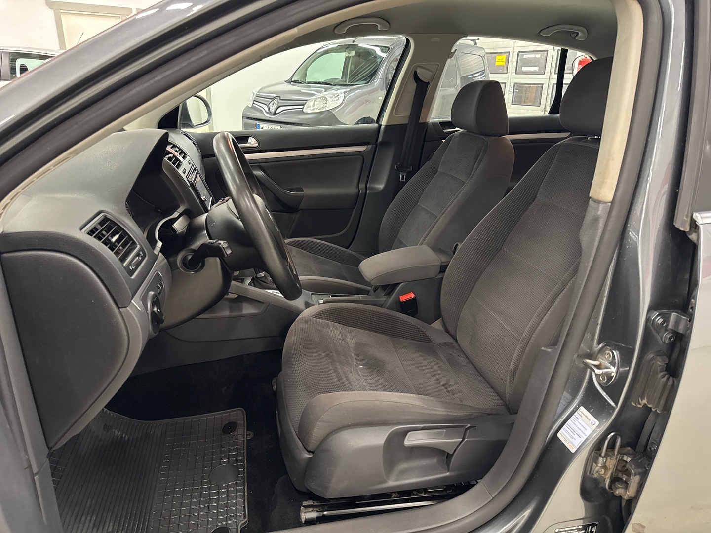 VOLKSWAGEN Jetta 2007