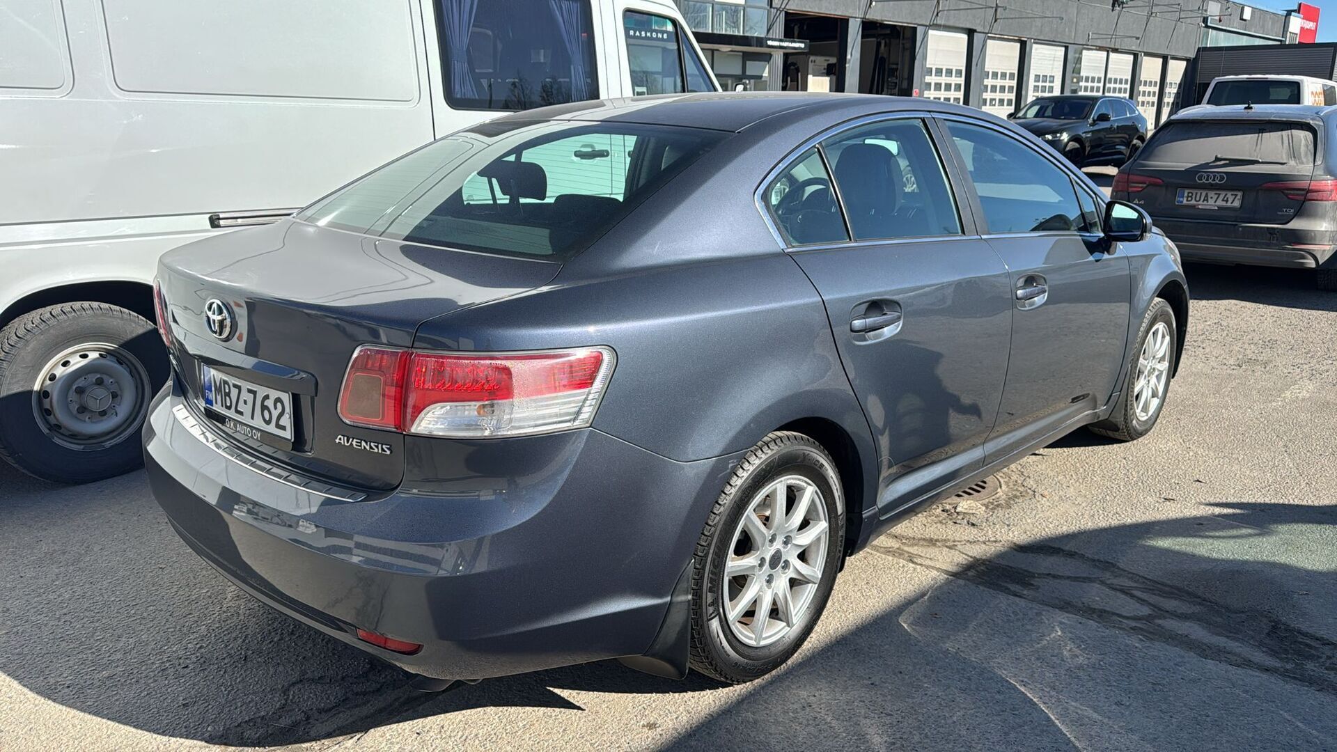 TOYOTA Avensis 2010