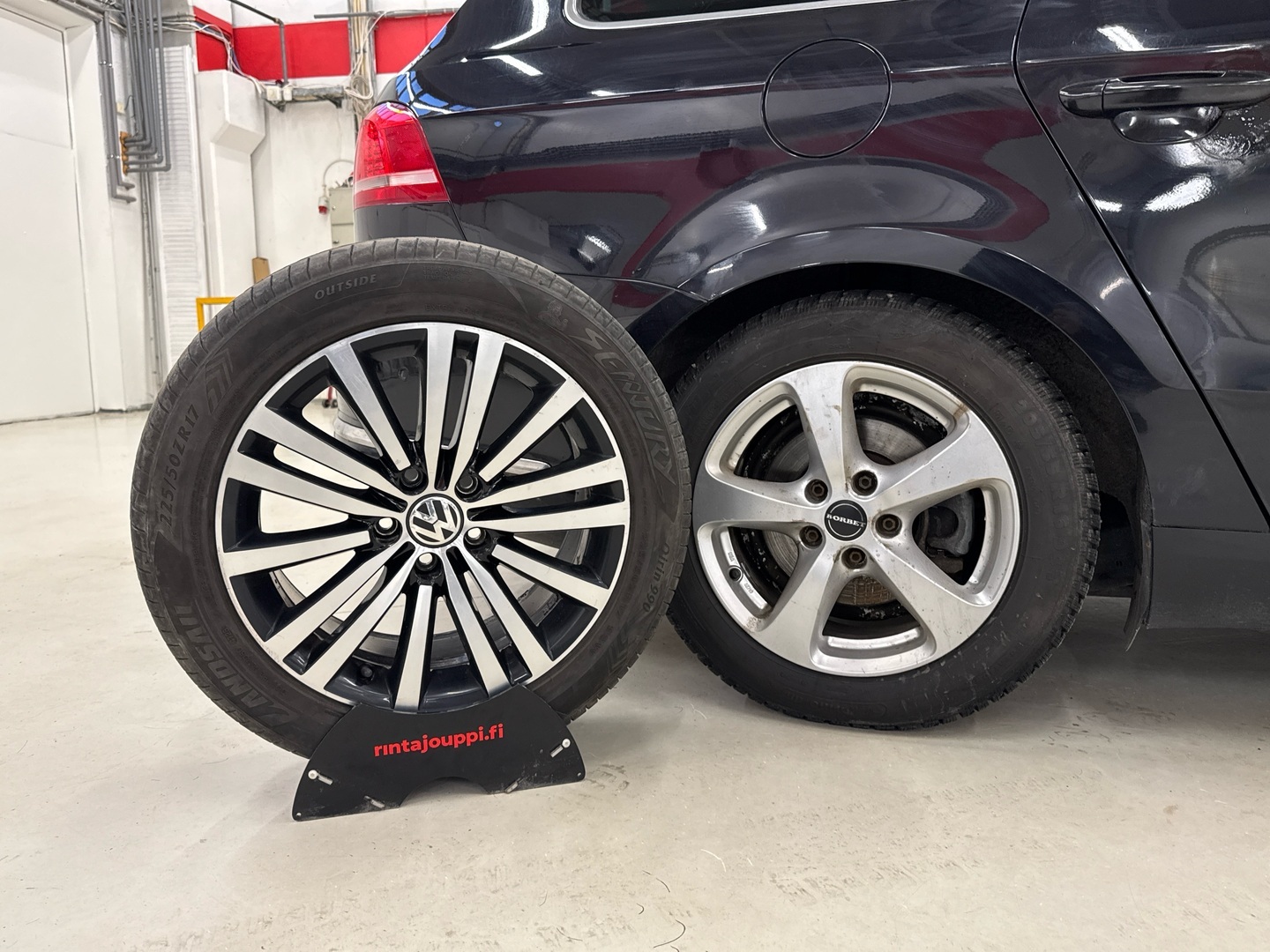 VOLKSWAGEN Passat 2011