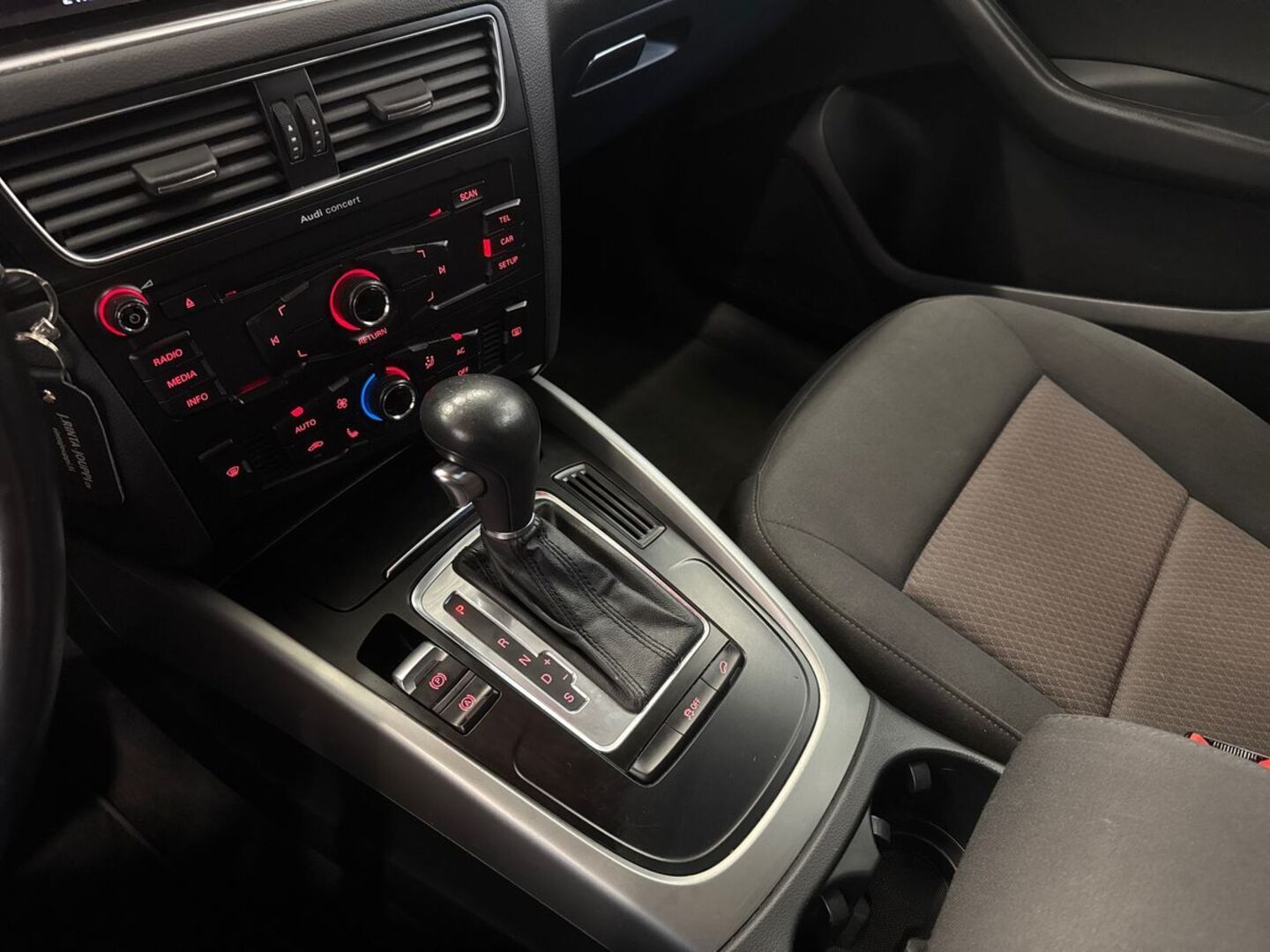 AUDI Q5 2012