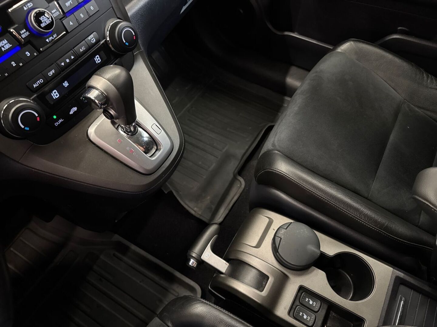 HONDA CR-V 26