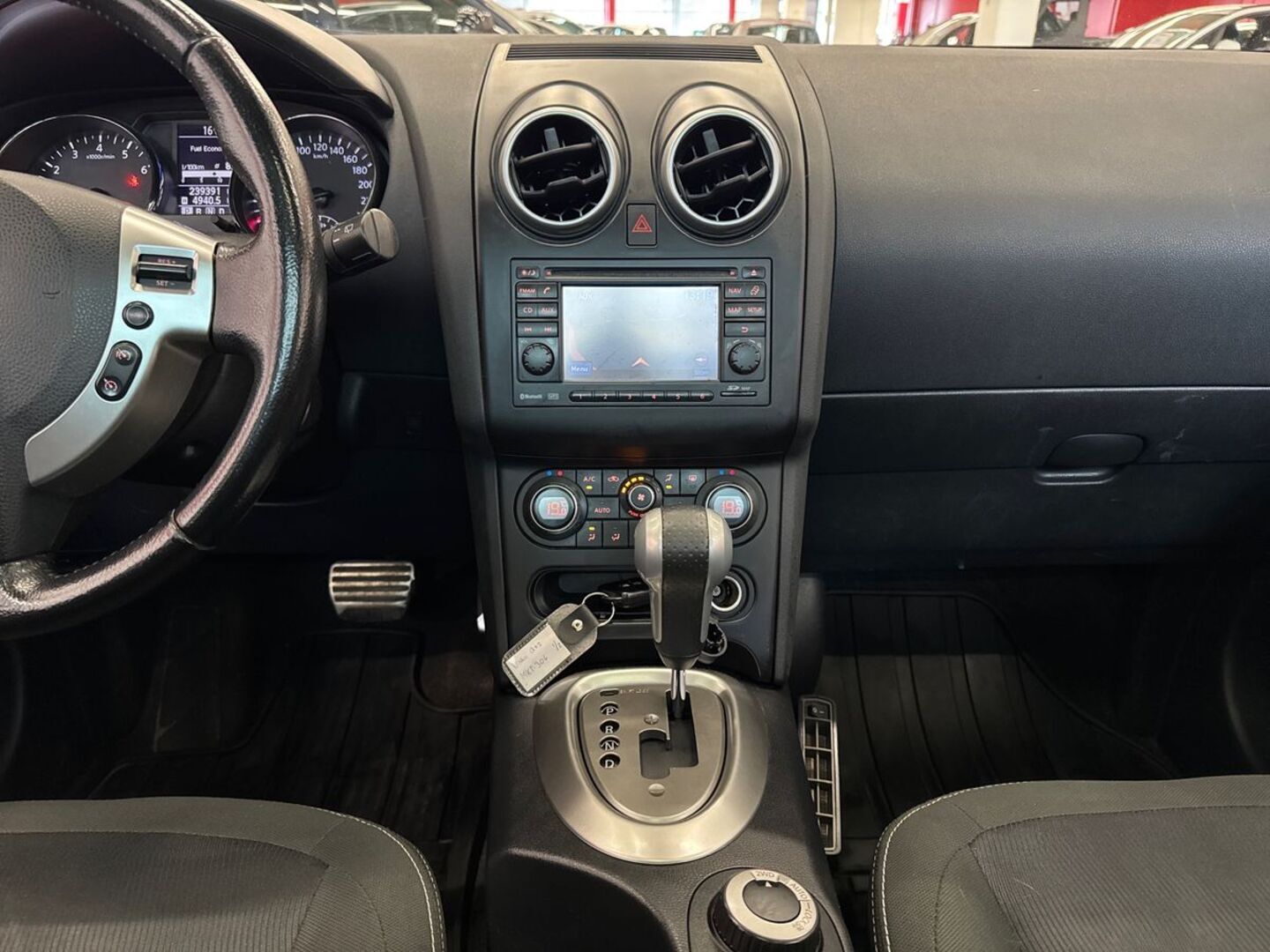 NISSAN Qashqai+2 26