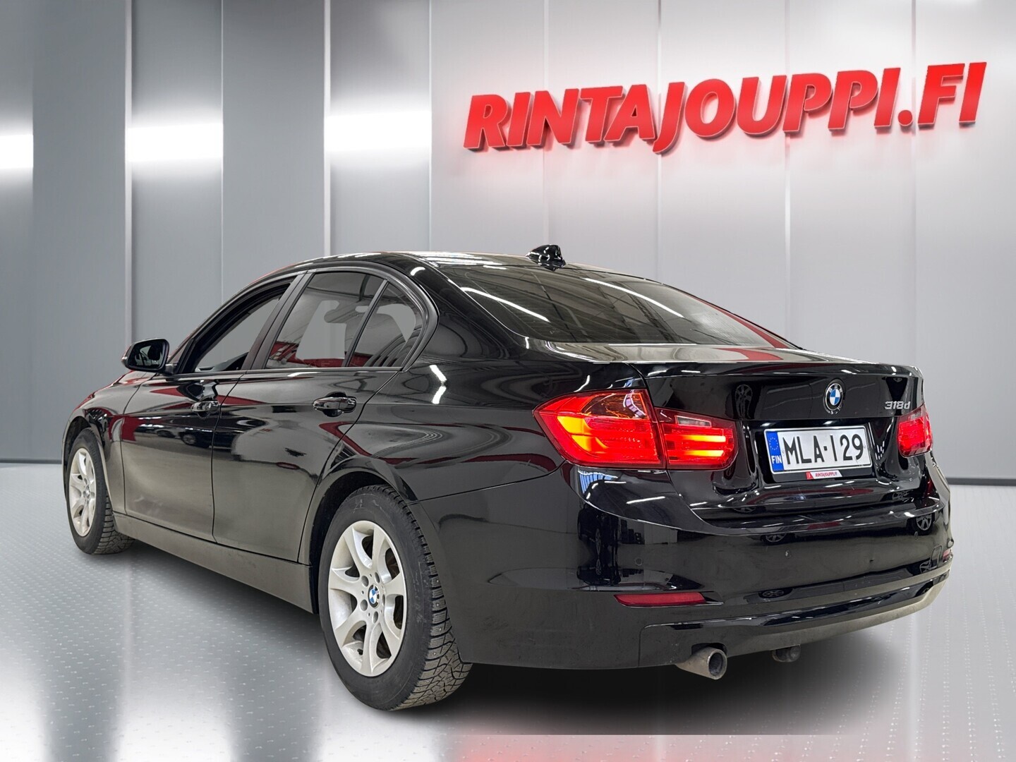 BMW 318 2013