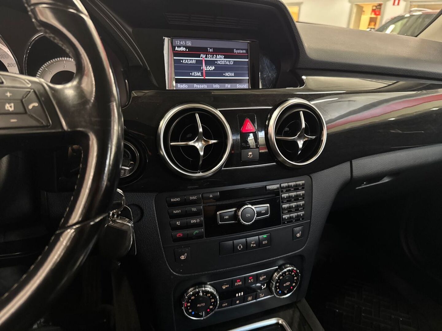 MERCEDES-BENZ GLK 2013