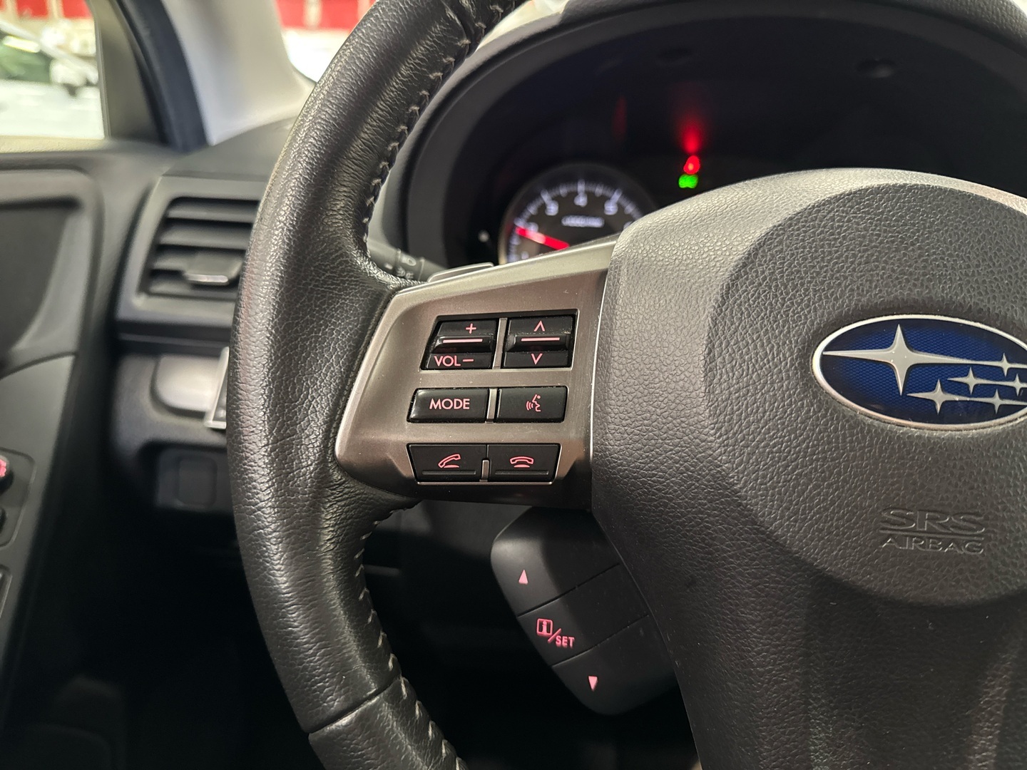 SUBARU Forester 2014