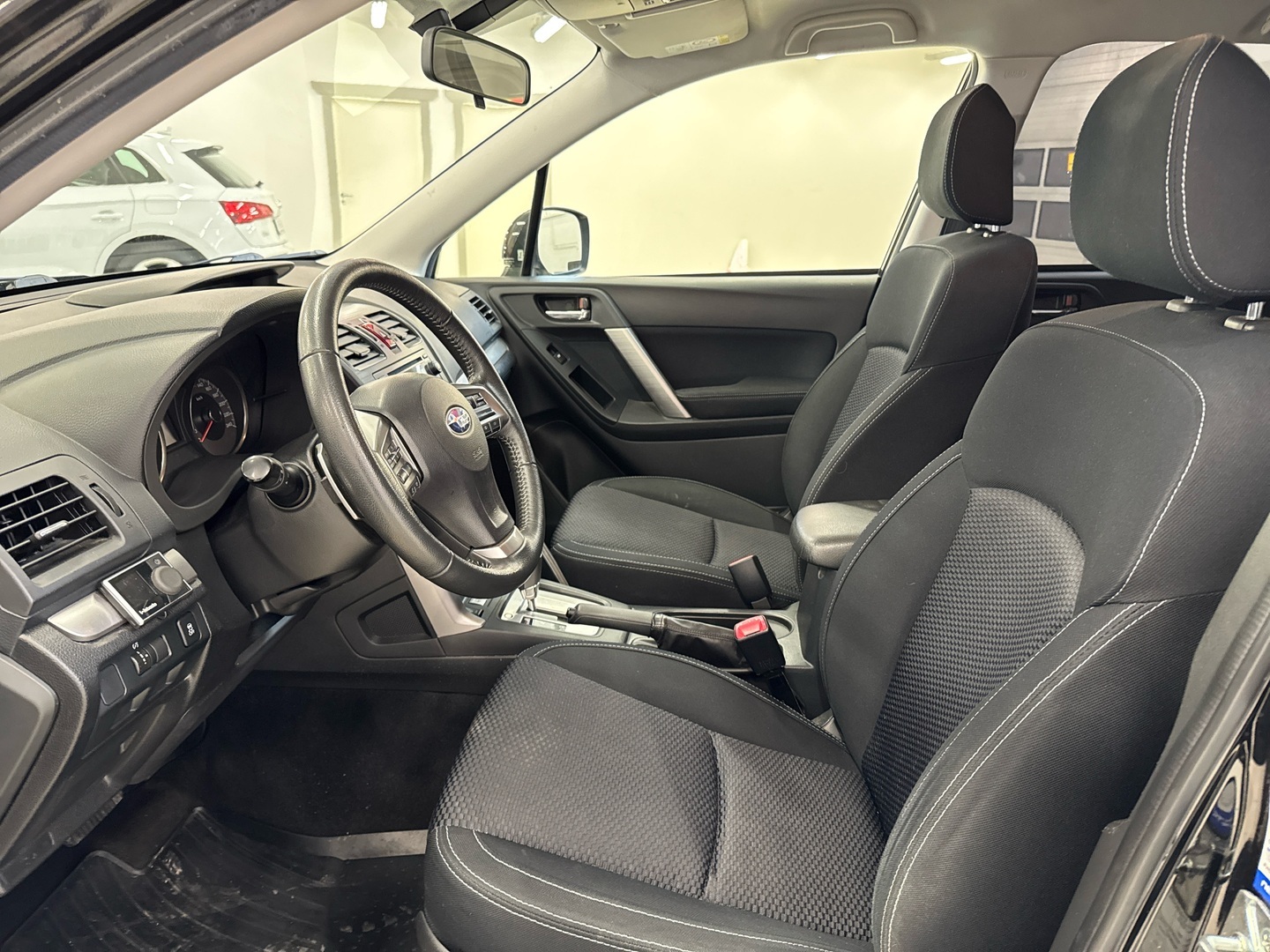 SUBARU Forester 2014