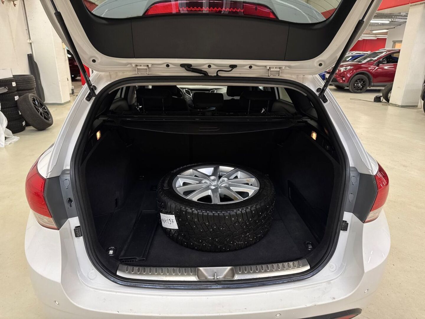 HYUNDAI i40 2013