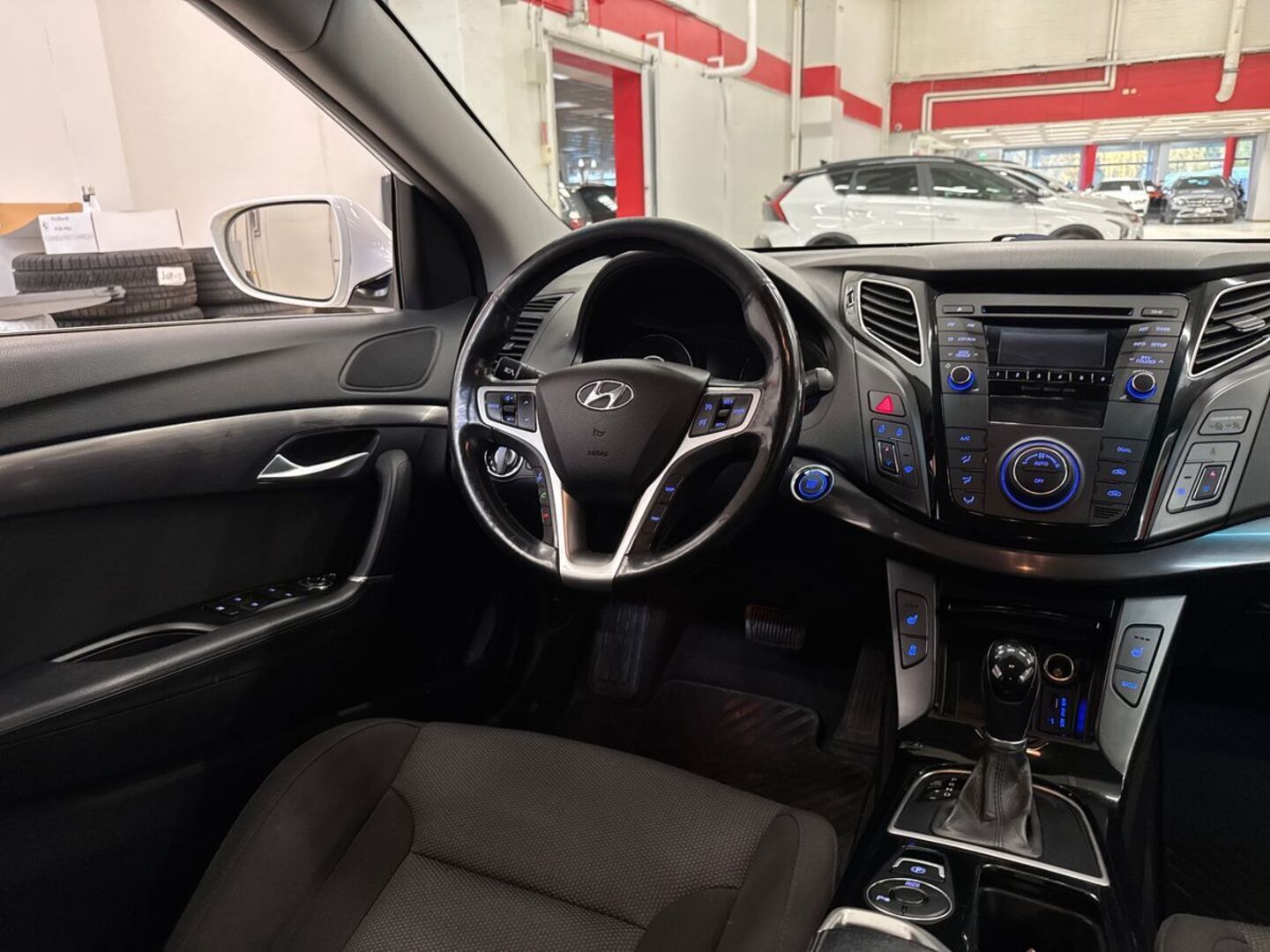 HYUNDAI i40 2013