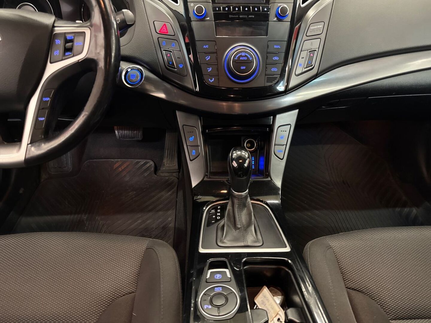 HYUNDAI i40 2013