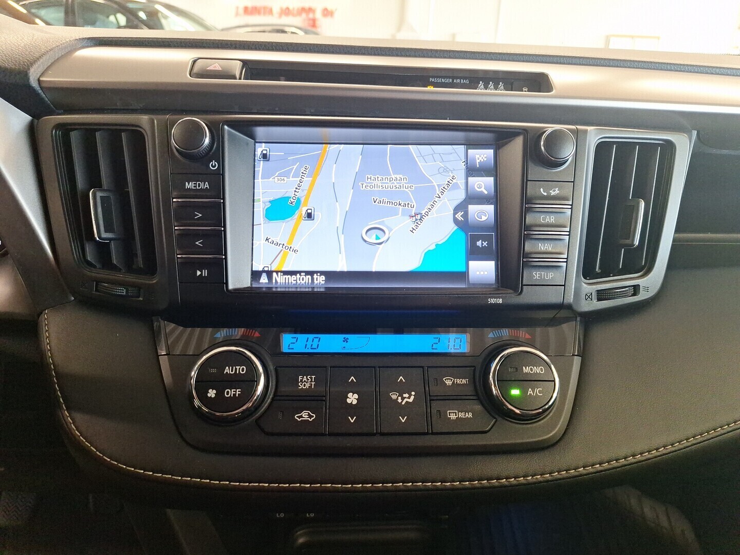 TOYOTA RAV4 2017